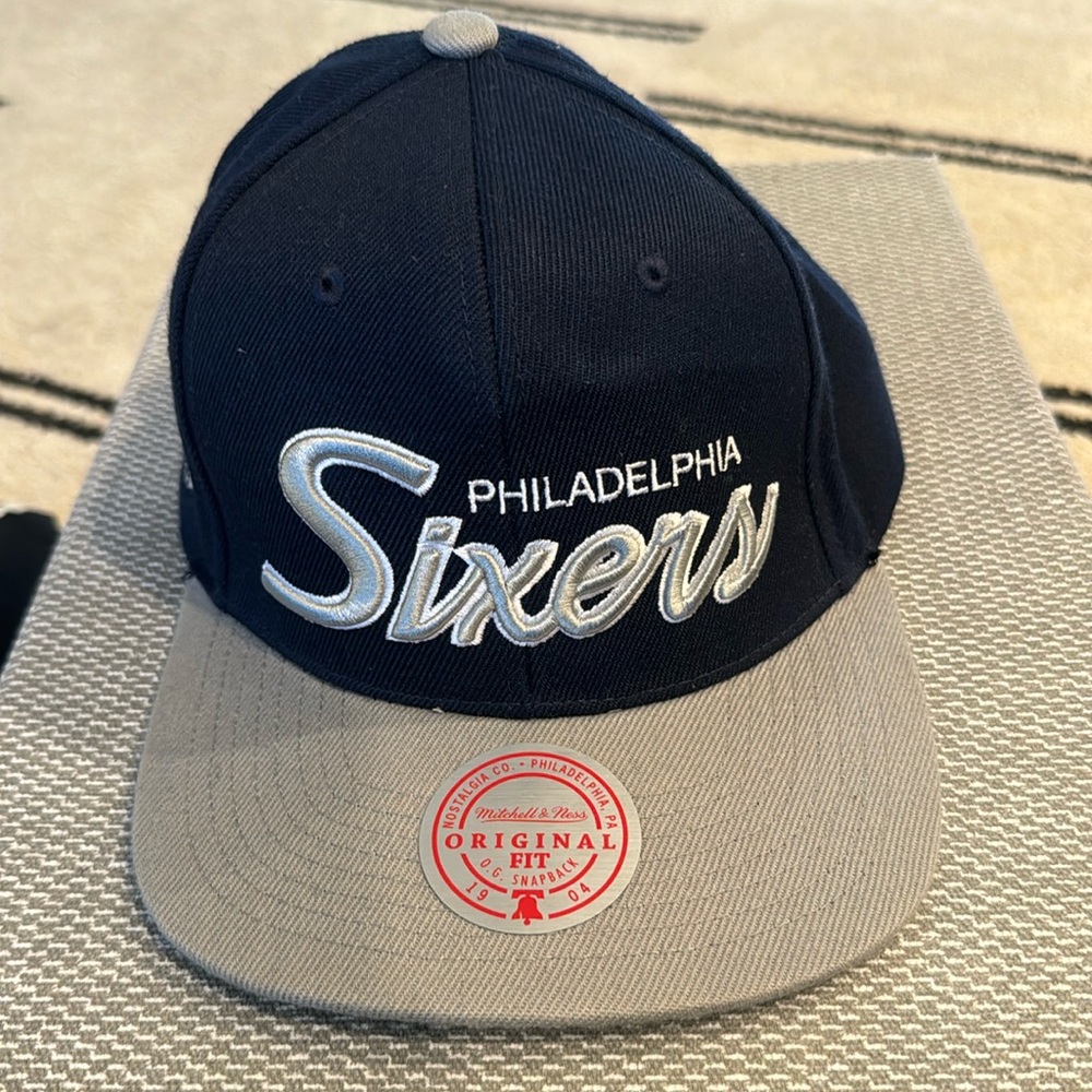 Philadelphia Sixers Mitchell & Ness hat